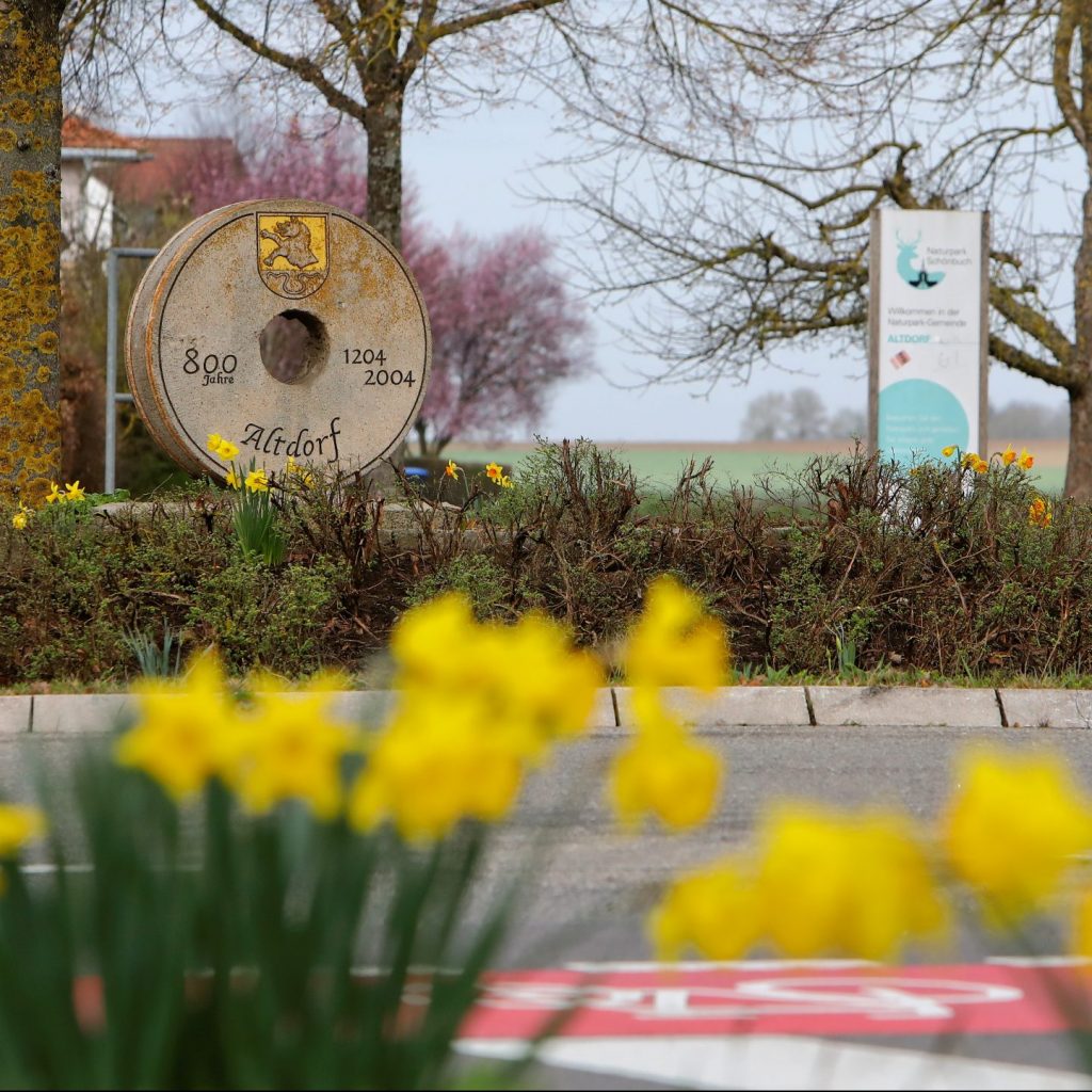 Altdorfer Mühlstein als Andenken 800 Jahre
